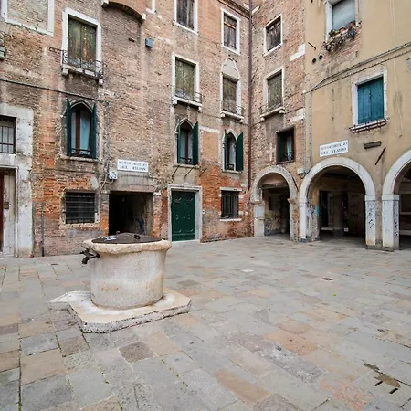 Daire 8 Min Rialto E San Marco - *