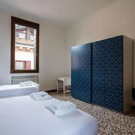 Daire 8 Min Rialto E San Marco - *