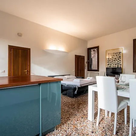8 Min Rialto E San Marco - Daire